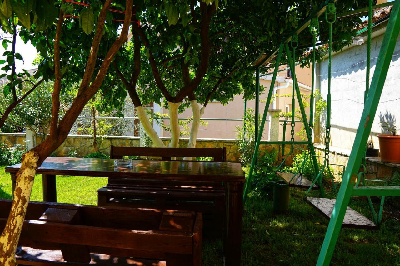 자다르 Apartman Cro Garden 아파트 외부 사진