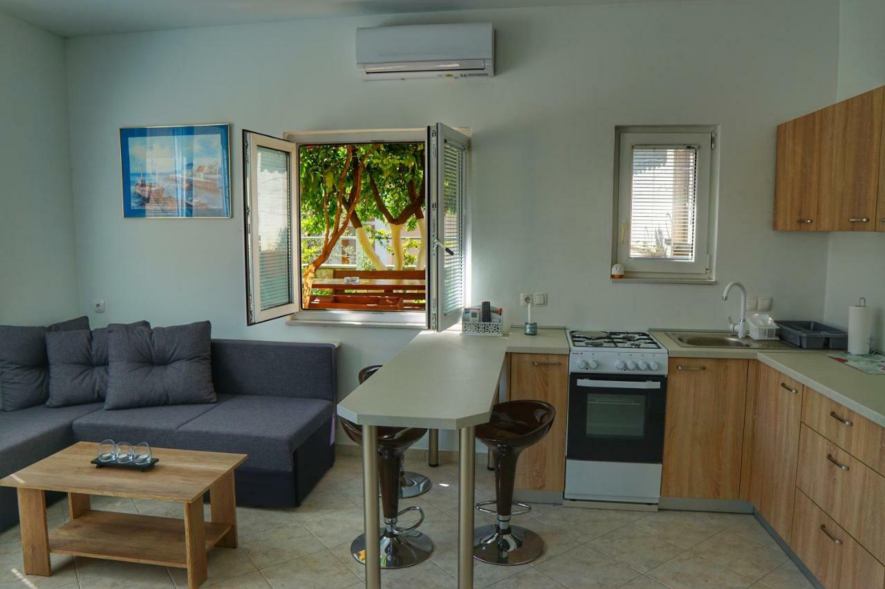 자다르 Apartman Cro Garden 아파트 외부 사진